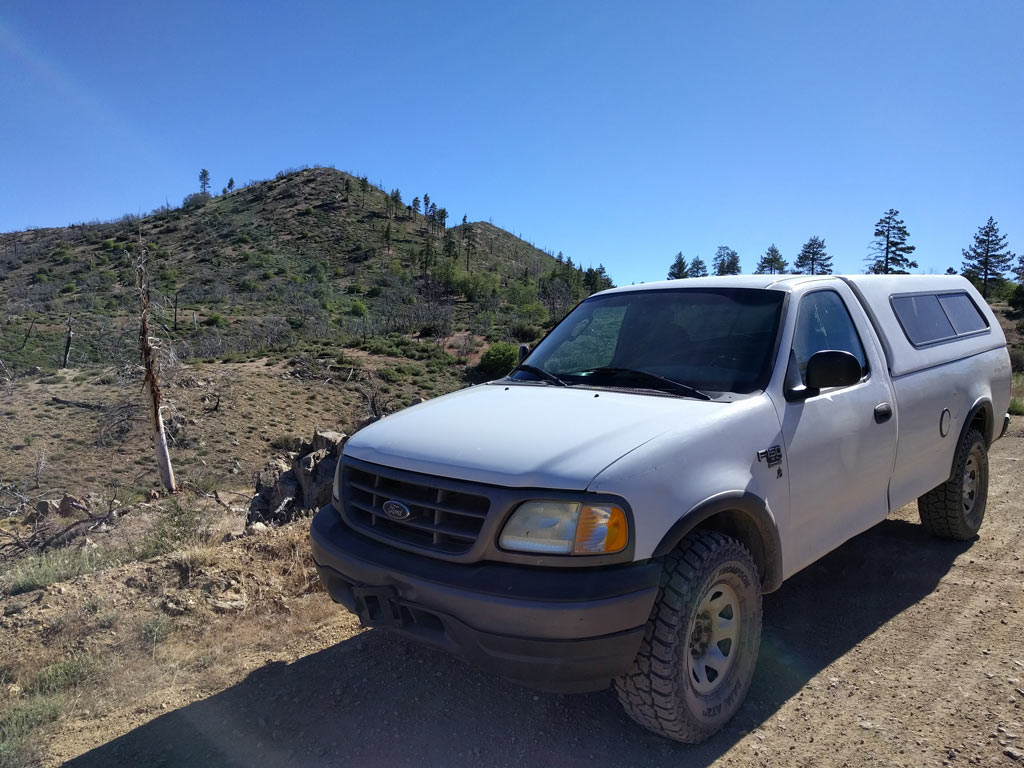 2003 Ford F150 7700 4x4 Off Road Camper and tow vehicle
